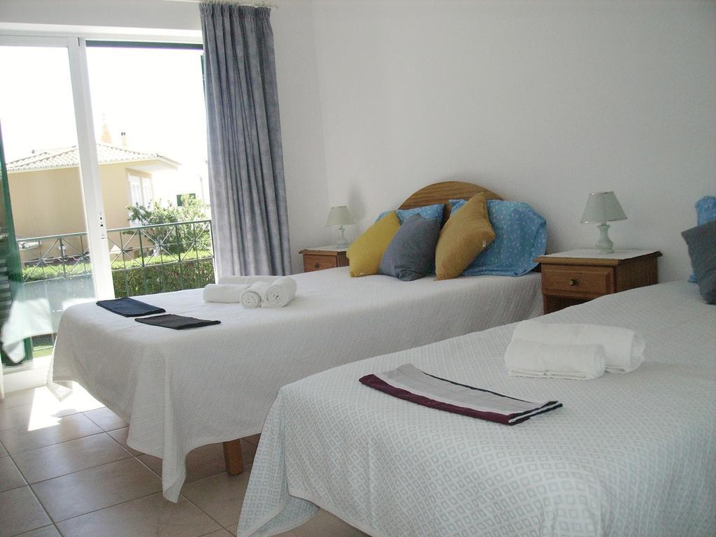 דירות לאגוּ‏ש Apartamento Casa Do Sol חדר תמונה